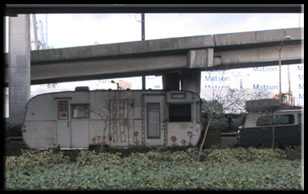 Urban Transients or Nomadic Urbanism?